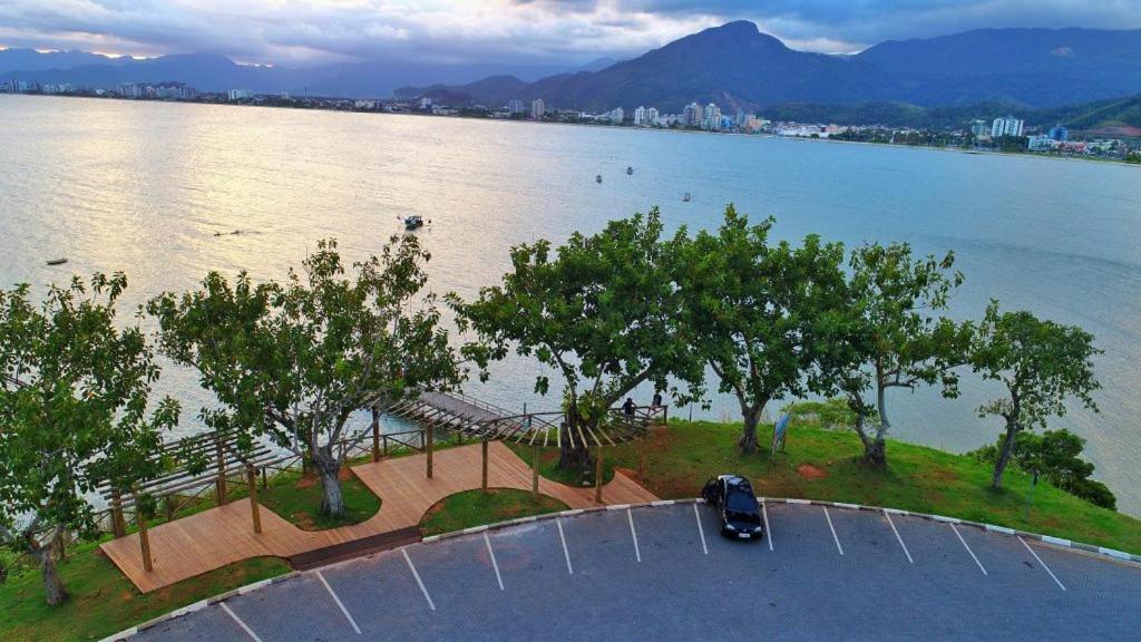 Apto Lindo E Aconchegante Com Piscina 202A คารากัวตาตูบา ภายนอก รูปภาพ